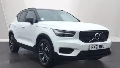 Used Volvo XC40 R-Design 163 HP (119 kW) 2021 White SUV