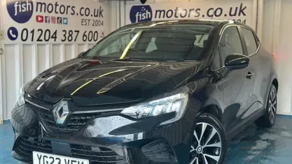 Used Renault Clio Evolution 90 HP (66 kW) 2023 Black Hatchback