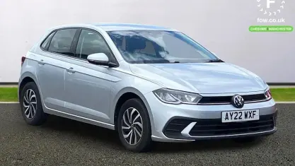 Used VW Polo Life 95 HP (69 kW) 2022 Silver Hatchback