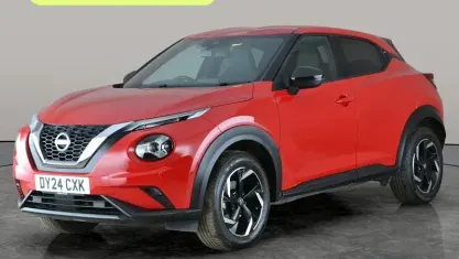 Używany Nissan Juke N-Connecta 114 KM (83 kW) 2023 Czerwony SUV