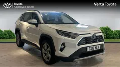 White Used 2019 Toyota RAV4 Hybrid SUV | £21,686 (Fair price)