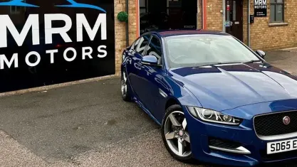 Used Jaguar XE R-Sport 179 HP (131 kW) 2019 Sedan