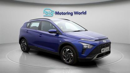 Używany Hyundai Bayon SE 101 KM (74 kW) 2023 Niebieski SUV
