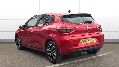 Used Renault Clio V Evolution 90 HP (66 kW) 2023 Hatchback