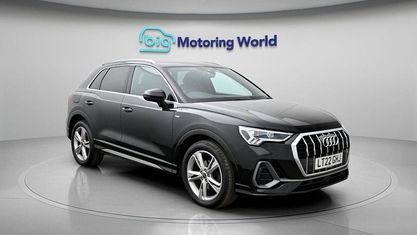 Begagnad Audi Q3 S-Line 150 HK (110 kW) 2022 Svart SUV