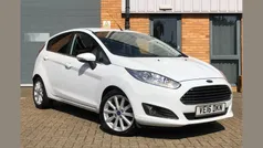 White Used 2016 Ford Fiesta Titanium Hatchback | £5,691 (Fair price)