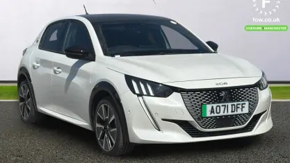 Used Peugeot e-208 Premium 100 kW (136 HP) 2021 White Hatchback