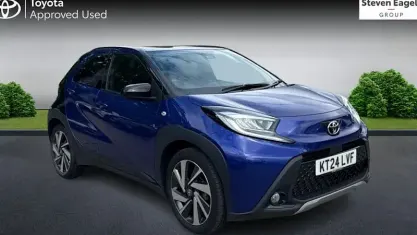 Used Toyota Aygo X 72 HP (52 kW) 2024 Blue SUV