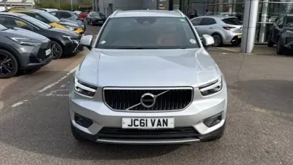 Usado Volvo XC40 Momentum 150 CV (110 kW) 2020 SUV