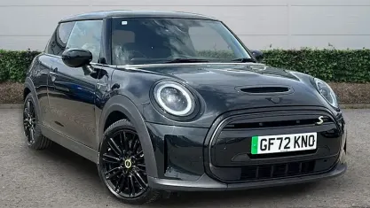 Begagnad Mini Cooper Level 2 135 kW (184 HK) 2023 Halvkombi