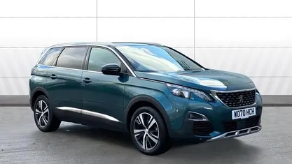 Used Peugeot 5008 GT-line 131 HP (96 kW) 2020 Green SUV