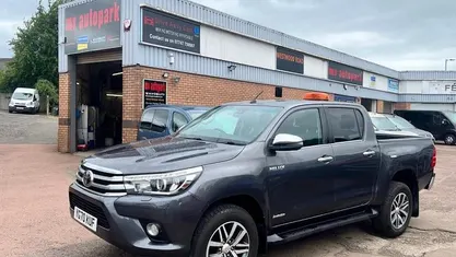 Used 2020 Toyota HiLux Pickup | £19,999 (Fair price)