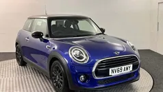 Used 2021 Mini Cooper Classic Hatchback | £13,270 (Fair price)