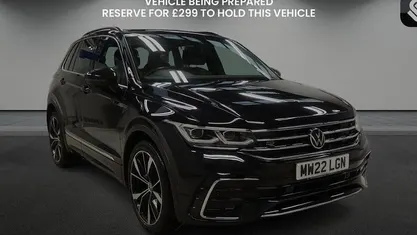Used VW Tiguan R-line 150 HP (110 kW) 2022 Deep black pearlescent/deep black pearlescent SUV