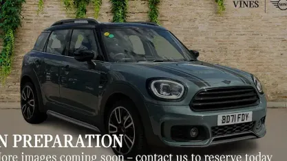 Used Mini Cooper Countryman Sport 136 HP (100 kW) 2021 Green SUV