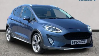Usado Ford Fiesta Active X 125 HP (91 kW) 2019 Azul Citadino