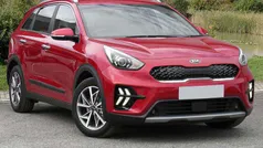 Red Used 2022 Kia Niro 4 SUV | £21,995 (Fair price)