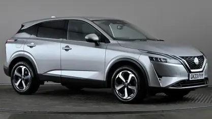 Used Nissan Qashqai N-Connecta 140 HP (102 kW) 2023 Silver SUV