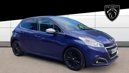 Used Peugeot 208 Allure Premium 82 HP (60 kW) 2017 Blue Hatchback