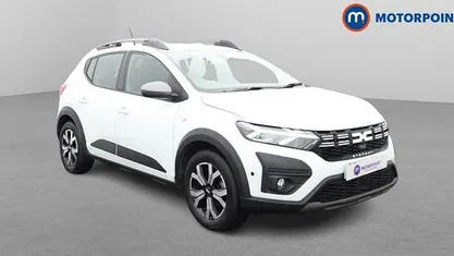 Used Dacia Sandero Journey 91 HP (66 kW) 2022 White Hatchback