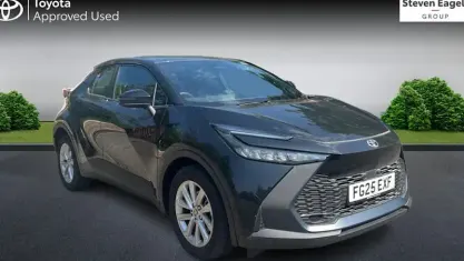Used Toyota C-HR 140 HP (102 kW) 2025 Black SUV