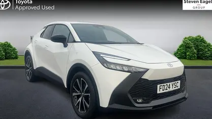 Used 2025 Toyota C-HR Design SUV | £27,157 (Fair price)