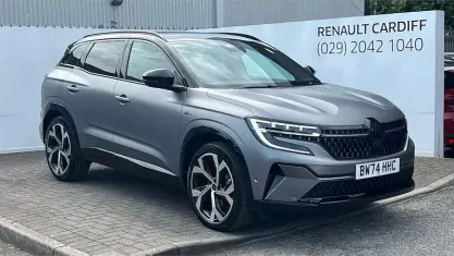 Used Renault Austral Techno Esprit Alpine 200 HP (147 kW) 2025 Multicolour SUV