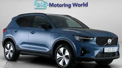 Usado Volvo XC40 Plus 211 HP (155 kW) 2023 Azul SUV