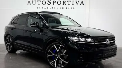 Black Used 2024 VW Touareg R SUV | £59,990 (Fair price)