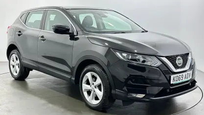 Used Nissan Qashqai Acenta Premium 160 HP (117 kW) 2020 Black SUV