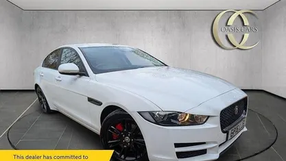 Used Jaguar XE Prestige 240 HP (176 kW) 2016 White Sedan