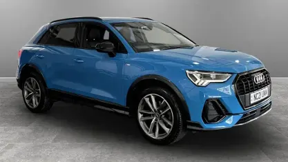 Usado Audi Q3 Black Edition 150 HP (110 kW) 2023 SUV