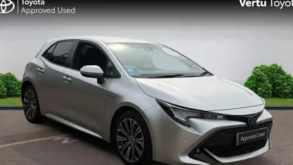 Usado Toyota Corolla Design 122 HP (89 kW) 2022 Citadino