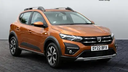 Used Dacia Sandero Prestige 91 HP (66 kW) 2022 Orange Hatchback