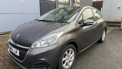 Used 2018 Peugeot 208 Active Hatchback | £6,995 (Fair price)