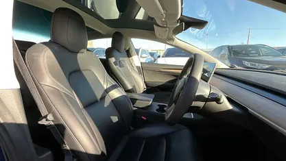 Used Tesla Model 3 RWD 208 kW (283 HP) 2022 Sedan