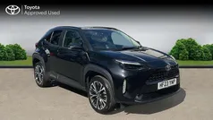 Black Used 2023 Toyota Yaris Cross SUV | £23,956 (Fair price)