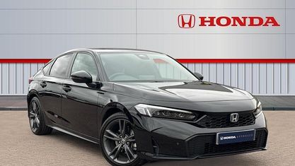 Begagnad Honda Civic Sport 143 HK (105 kW) 2025 Svart Halvkombi