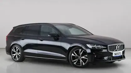 Used Volvo V60 R-Design 190 HP (139 kW) 2019 Black Estate