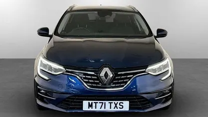 Used Renault Mégane GrandTour Iconic 116 HP (85 kW) 2021 Blue Estate