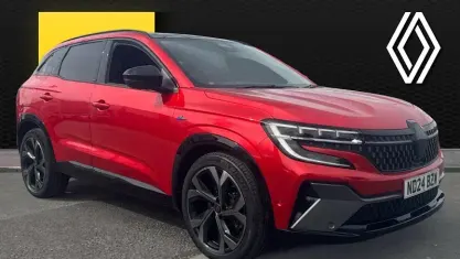 Used Renault Austral Iconic Esprit Alpine 200 HP (147 kW) 2024 Red SUV