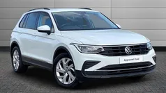 Pure white Used 2021 VW Tiguan Life SUV | £18,850 (Fair price)