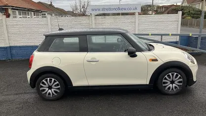Used 2017 Mini ONE Hatch Hatchback | £6,495 (Fair price)