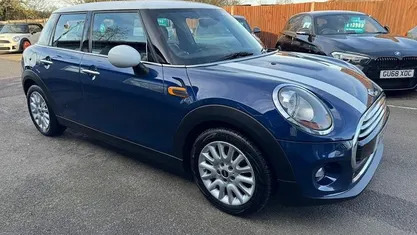 Used Mini Cooper Hatch 136 HP (100 kW) 2016 Hatchback
