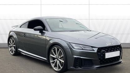 Usado Audi TT Black Edition 245 HP (180 kW) 2023 Coupé