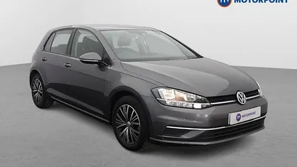 Used VW Golf VII SE 116 HP (85 kW) 2018 Hatchback