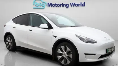 Used 2025 Tesla Model Y Long Range AWD SUV | £23,500 (Super price)