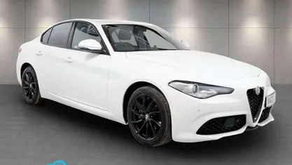 Used Alfa Romeo Giulia Sprint 280 HP (205 kW) 2021 White Sedan