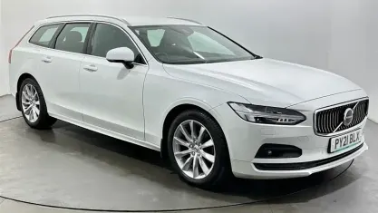 Used Volvo V90 Momentum 197 HP (144 kW) 2021 White Estate