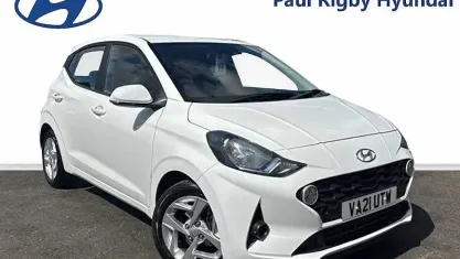 Used Hyundai i10 SE 67 HP (49 kW) 2021 White Hatchback
